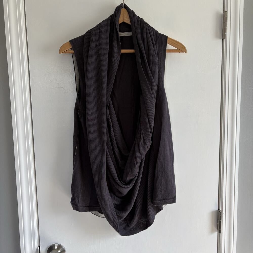 Banana Republic Women's Size Medium Gray Infinity Draped Sweater Vest Wrap